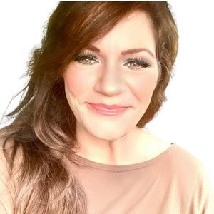 Meet your Posher, Dalana